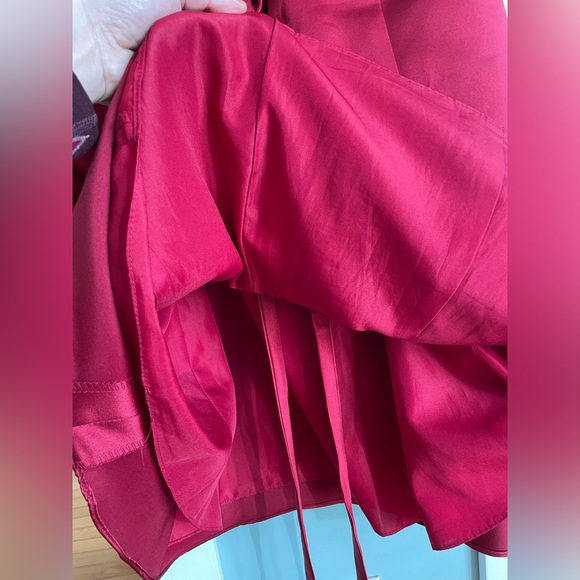 Little Red Strapless - Picture 7 of 7